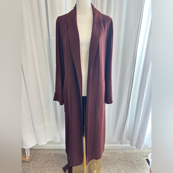 DR2 Burgundy Duster Tie Waist Robe Trench Coat Size Medium - Picture 2 of 10